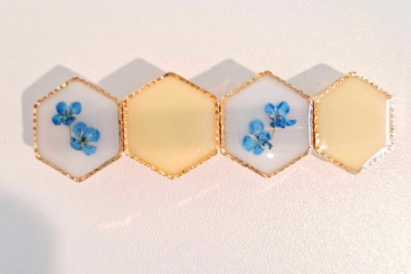 花材の配置バランスを学べるブレスレット作品