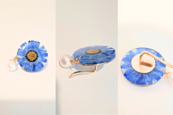 押し花を使ったレジンアクセサリーピアス作品例
