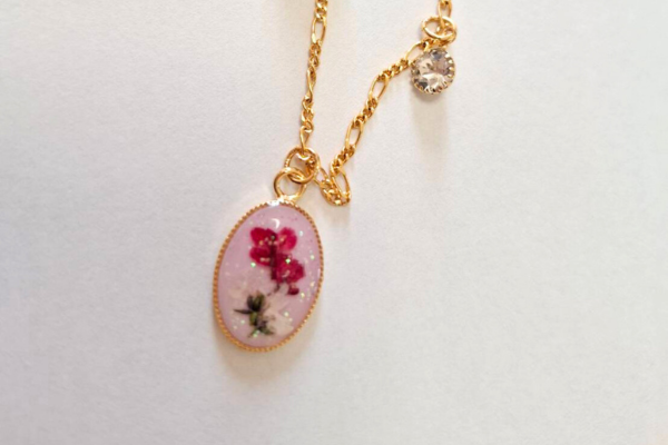 Tピンの基礎が身につくレジンアクセ作例